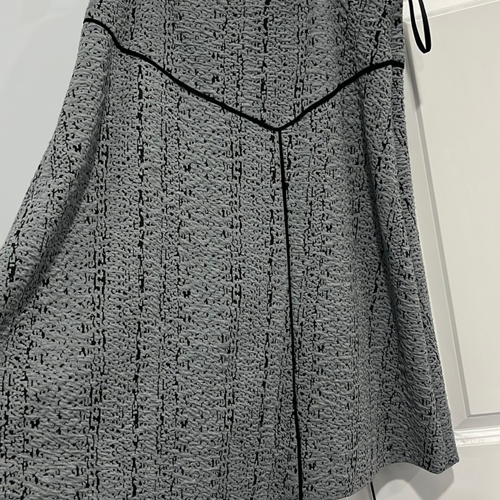 Grey skirt